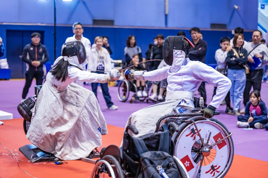 <p>The HKSI Open Day 2024 featured a number of interactive activities for public, including sports tryouts, fitness challenges and elite athlete sports demonstrations and sharing sessions, increasing community understanding of elite sports development.</p>
